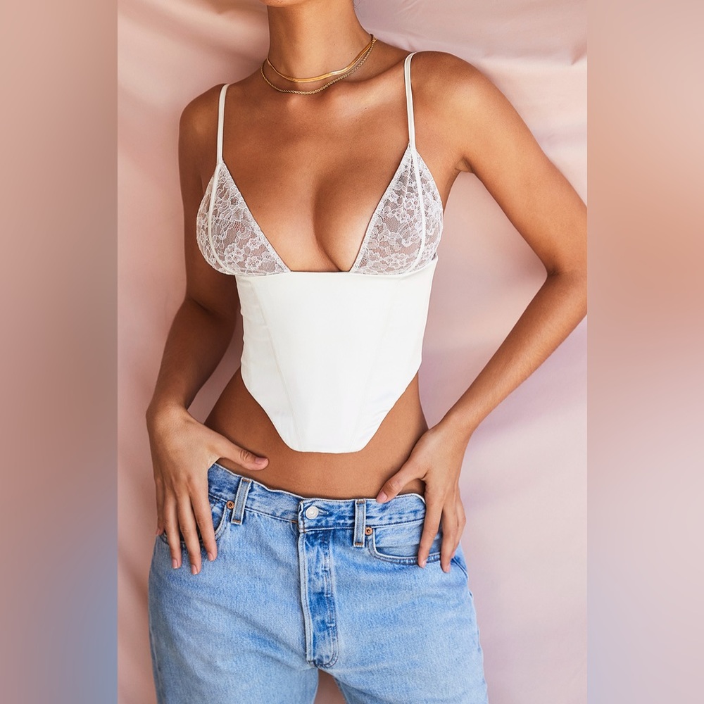 House of CB Emilee Lace Corset Ivory Satin Size Large - Picture 8 of 12
